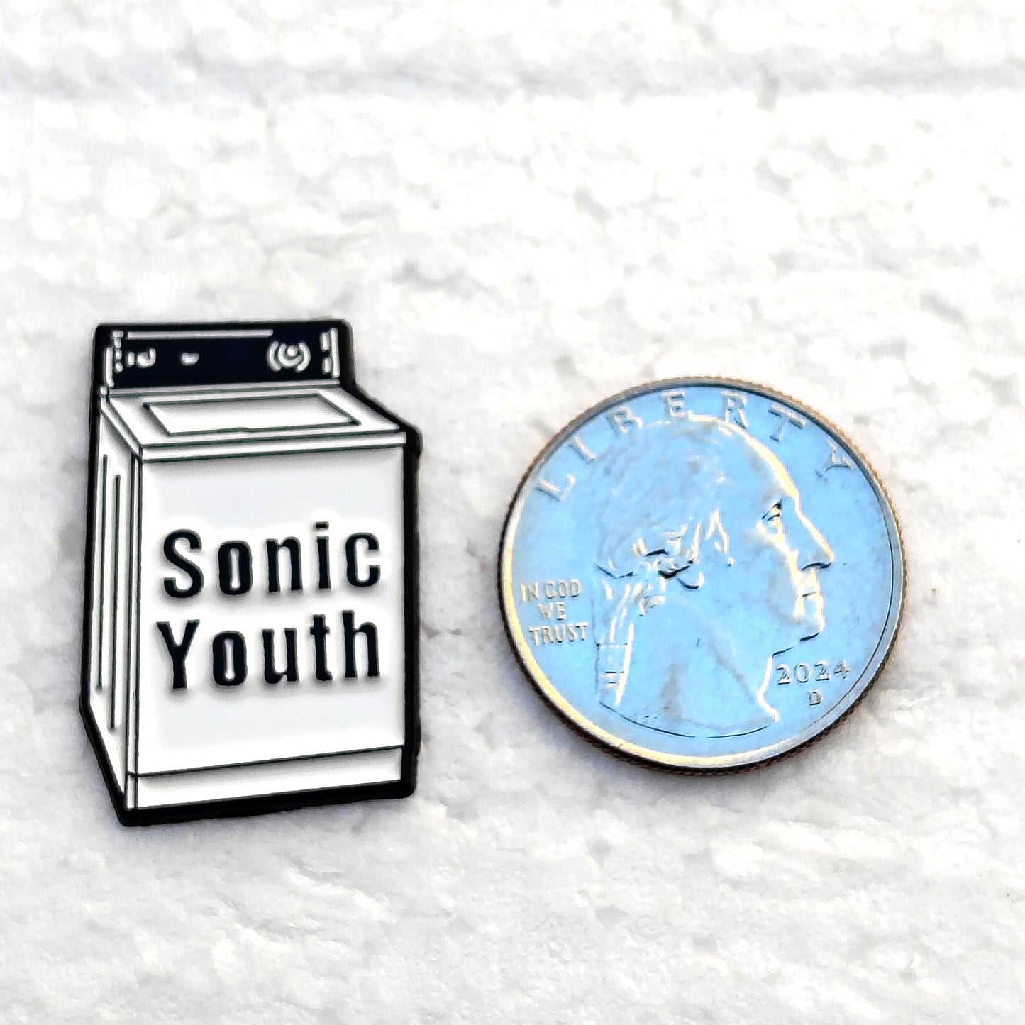 Sonic Youth Enamel Pin